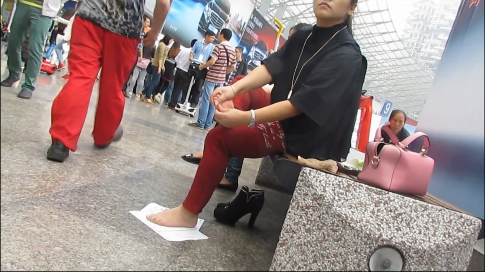 streetsnapfootm[00 01 47][20181202 111053 2]